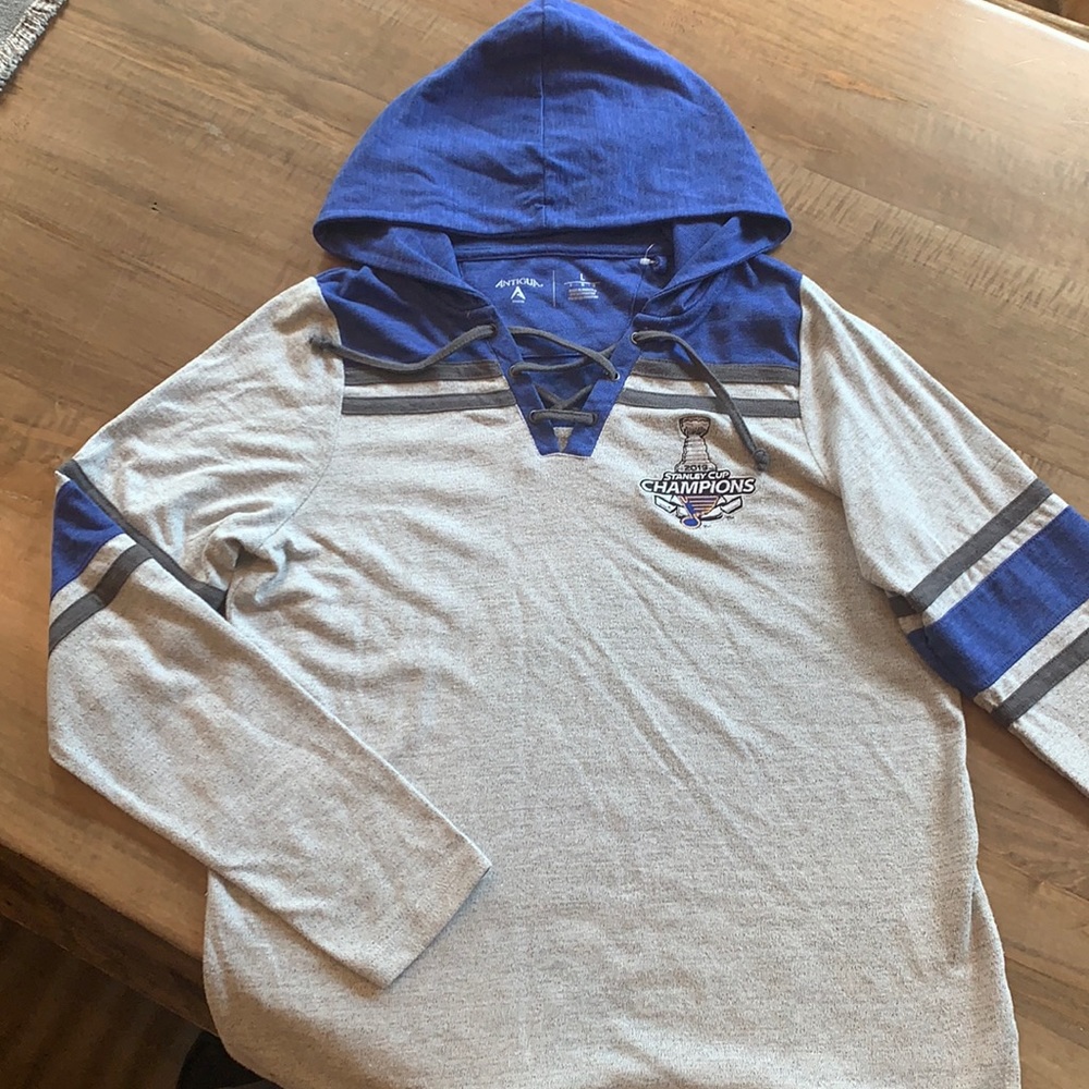 Women’s  St. Louis blues Stanley cup sweater